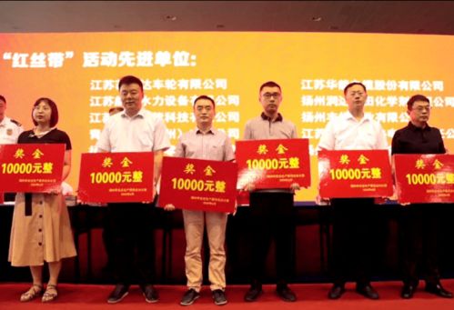 線上線下有聲有色 安全宣傳咨詢?nèi)崭韶洕M滿