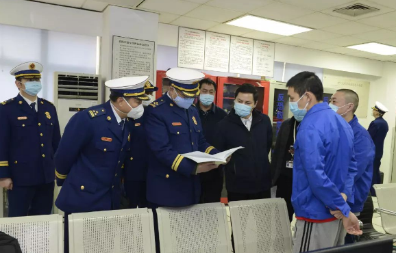 四川消防發(fā)布“十六字”服務(wù)承諾，科技護(hù)航助力企業(yè)復(fù)工復(fù)產(chǎn)